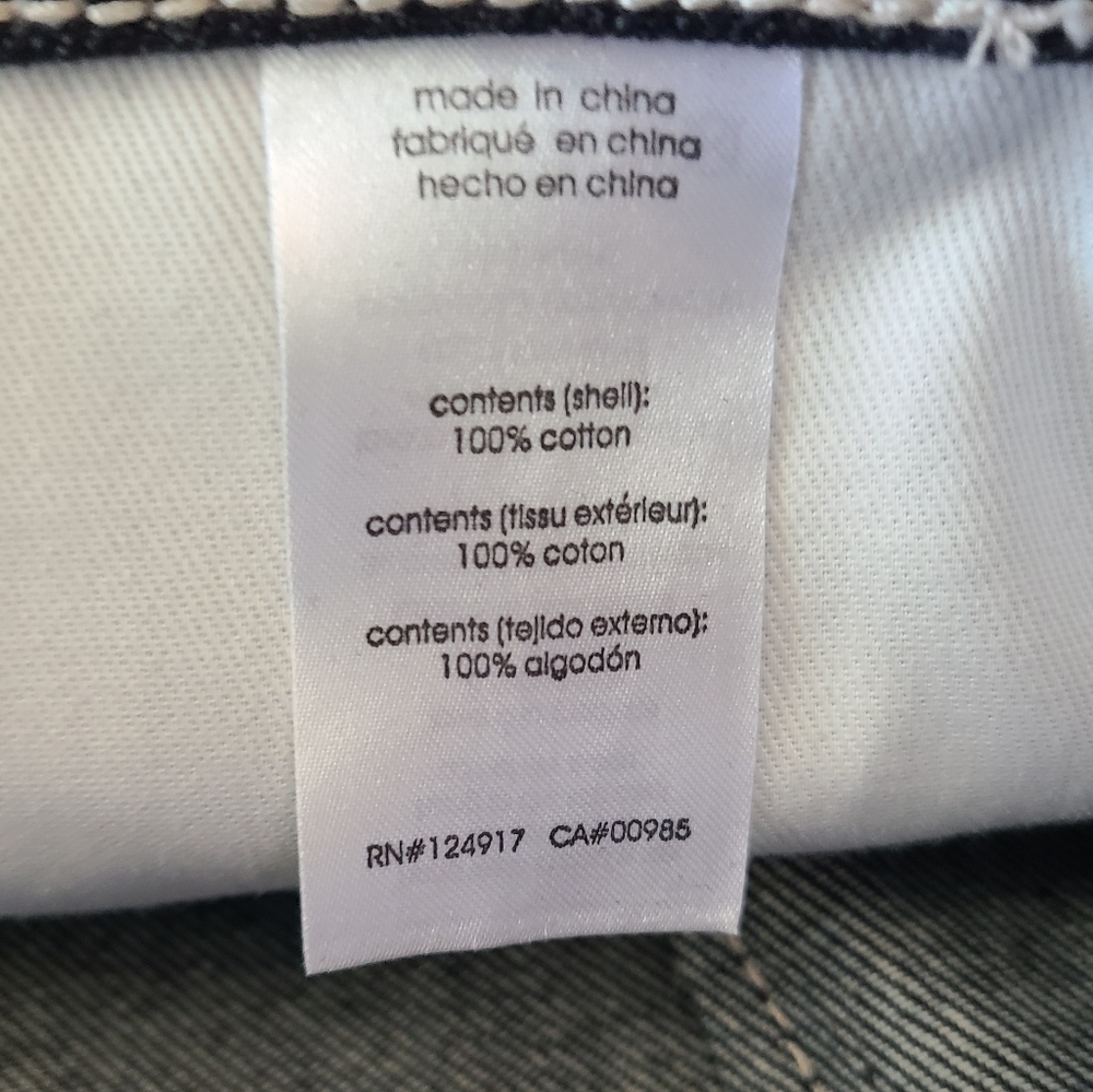 WeWoreWhat Indigo Jean Cuff Shorts NWT - Picture 6 of 7